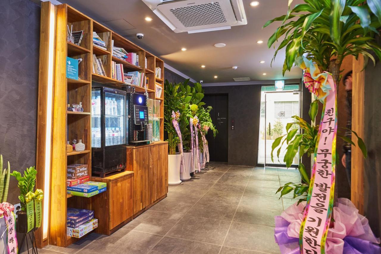 Hotel In Cafe Doksan Сеул Екстериор снимка